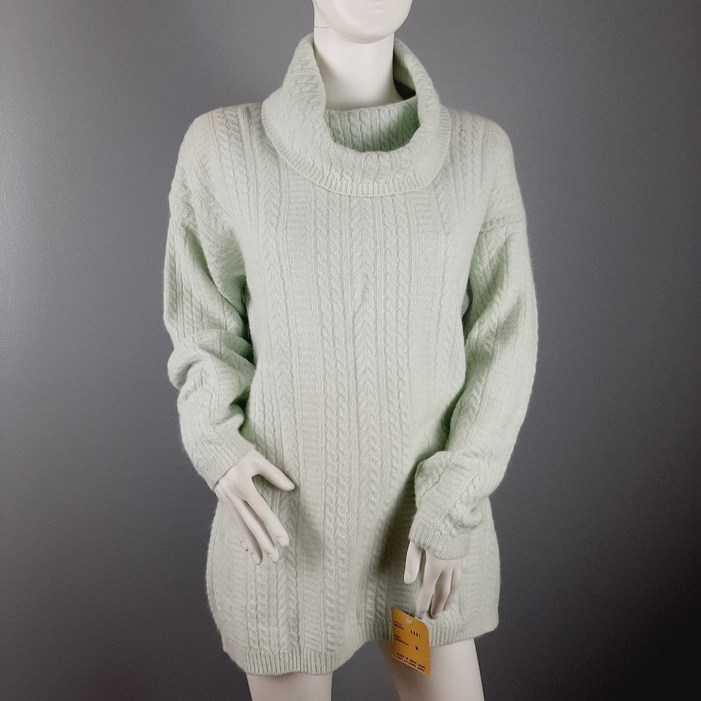 Jeanne Pierre Women's Turtleneck Sweater Size Medium Light Green Wool Angora